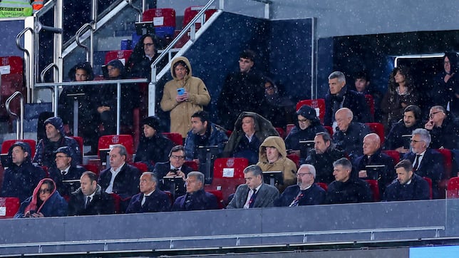 Las goteras apuran a Laporta