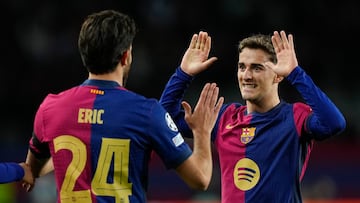 Gavi y Eric Garcia, en un partido de Champions