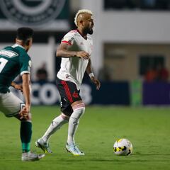 Vidal y Flamengo se alejan del título del Brasileirao