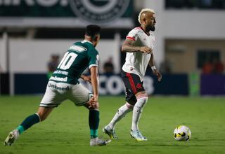 Vidal y Flamengo se alejan del título del Brasileirao