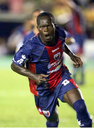 Jugó en Atlante e Indios del 2007 al 2010. Fue el primer africano en ser campeón de la Liga MX, lo logró en su primer año con los Potros de Hierro.