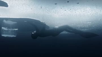 La buceadora Johanna Nordblad, récord mundial de buceo bajo el hielo (50 metros).