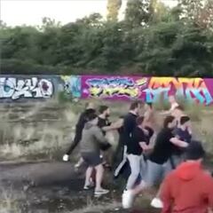 Tremendo: ultras del Millwall y el Brentford quedan para pegarse