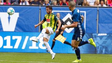 Piatti en el partido ante el Hamburgo.