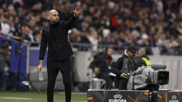 Claudio Giráldez, entrenador del Celta, durante el partido contra el Olympique en Lyon.