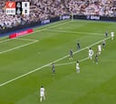 Militao marca el mejor gol de su carrera: el Bernabéu se quedó en shock