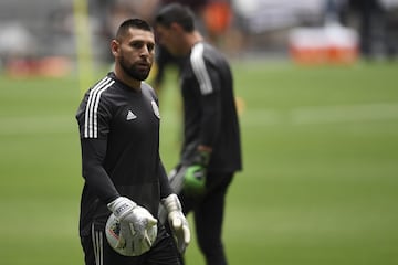 Debido a que le tocó competir con Guillermo Ochoa, Jesús Corona y Alfredo Talavera, el cancerbero no ha podido brillar en el Tri, sin embargo, la oportunidad le llegó con Gerardo Martino, por ello no sorprenderá ver que se esfuerce para ser el mejor meta de la Liga MX.