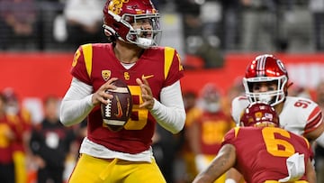 One of the most exciting quarterbacks that we’ve seen in years, the USC star is arguably the best player in college football right now. Let’s have a look at him.