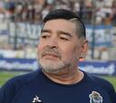 Maradona, aislado por contacto estrecho de COVID-19