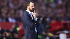 Sevilla sack Pablo Machín after Europa League exit, Caparrós returns