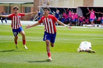 Rayane Belaid celebra el gol que le dio el título al Atlético en la Copa de Campeones.