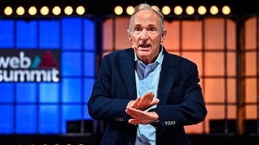 En 1990 ayudó a crear el Internet que conocemos hoy: no ganó dinero por ello hasta catorce años después