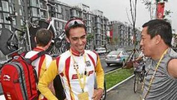 <b>A PUNTO. </b>Alberto Contador se mostraba optimista tras entrenarse sobre el circuito.