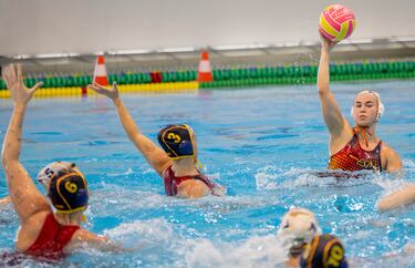 España vuela al Europeo con una goleada ‘olímpica’ ante Australia