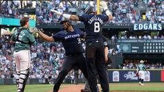 SEATTLE, WASHINGTON - JULY 11: Elias D�az #35 of the Colorado Rockies shakes hands with Adley Rutschman #35 of the Baltimore Orioles following the 93rd MLB All-Star Game presented by Mastercard at T-Mobile Park on July 11, 2023 in Seattle, Washington.   Steph Chambers/Getty Images/AFP (Photo by Steph Chambers / GETTY IMAGES NORTH AMERICA / Getty Images via AFP)