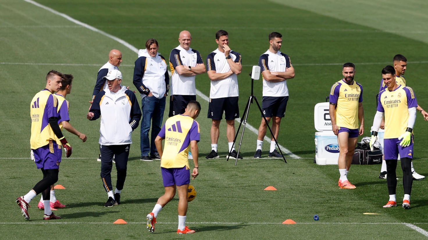 رودريغو وميندي يعودان لتدريبات ريال مدريد استعدادًا لمواجهة بايرن ميونخ في نصف نهائي دوري الأبطال