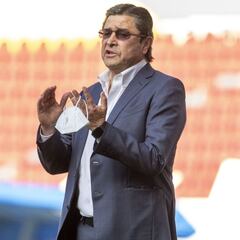 Luis Fernando Tena anuncia su primera convocatoria con Guatemala