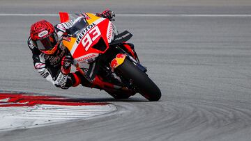 Sepang (Malaysia), 10/02/2023.- Spanish MotoGP rider Marc Marquez of Repsol Honda team in action during the MotoGP pre-season test session at the Sepang International Circuit, in Sepang, Malaysia, 10 February 2023. (Motociclismo, Ciclismo, Malasia) EFE/EPA/FAZRY ISMAIL
