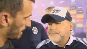 La reacción de Maradona con un periodista que se hizo viral