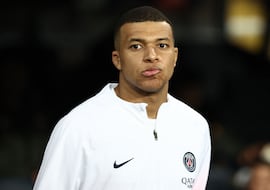 El PSG enreda con Mbappé