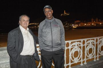 Miguel Vidal y Bob Beamon.