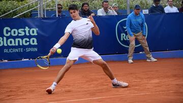 Alcaraz: el espa?ol más joven (15) en ganar un partido ATP casi puede con Rosol (33)
