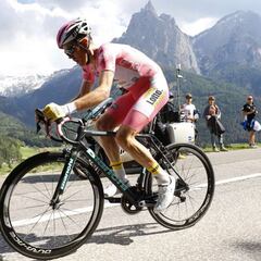 Kruijswijk refuerza la maglia rosa y Chaves se pone segundo