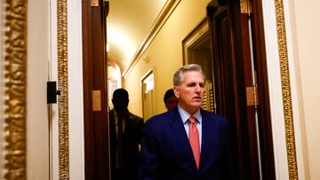 FILE PHOTO: Former Speaker of the House Kevin McCarthy, Republican of California, leaves the House of Representatives on Capitol Hill in Washington, U.S. November 1, 2023. REUTERS/Julia Nikhinson/File Photo