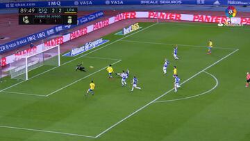 Minuto 90, Remy se relam¨ªa los labios y... ?parad¨®n de Rulli!