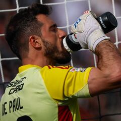 “Hay arqueros que están hechos para ser segundos... Les toca ser titulares en Colo Colo, con lo que significa, y algo ocurre”