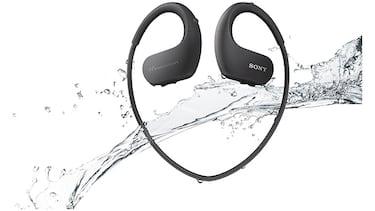 Los auriculares Sony con los que puedes escuchar música mientras nadas