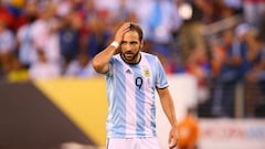Higuaín: "Para alegría de muchos, dejo la selección argentina"