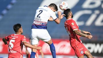 El Ciclón y el Bicho empatan en un entretenido partido