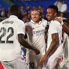 Cuatro se salvan en Varsovia