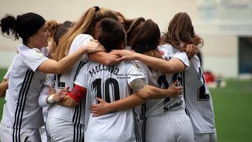 El Madrid CFF celebra un gol.