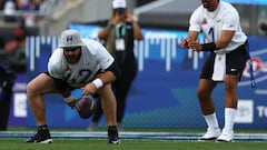 What is a long snapper’s salary? What does the most obscure position in the NFL do exactly?