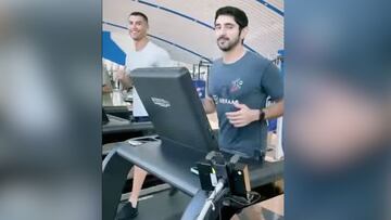 El v¨ªdeo m¨¢s viral de Nochebuena: Cristiano entrenando con el pr¨ªncipe de los Emiratos ?rabes