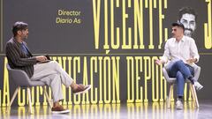 Momento de la charla entre Vicente Jim&eacute;nez, director de AS, y el comentarista &Aacute;lvaro Benito.