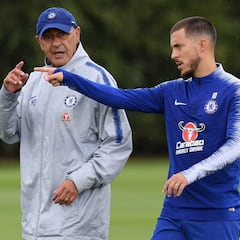 El tedio de Hazard con Sarri