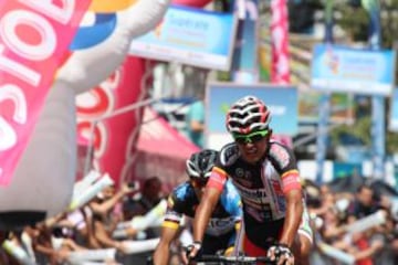 La Vuelta a Colombia sigue recorriendo las carreteras del país.