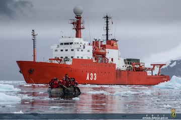 Es una embarcaci¨®n espa?ola dise?ada para estudios cient¨ªficos en el oc¨¦ano. Est¨¢ equipado con tecnolog¨ªa avanzada para investigar la oceanograf¨ªa, biolog¨ªa marina, geolog¨ªa y qu¨ªmica del agua. Puede realizar campa?as en diferentes ¨¢reas del oc¨¦ano, tanto cercanas a la costa como en zonas profundas. Adem¨¢s, participa en misiones internacionales y colabora con instituciones cient¨ªficas. En conjunto, es una herramienta clave para entender y proteger los recursos marinos y el medio ambiente oce¨¢nico.