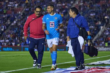 Georgios Giakoumakis sale lesionado del partido ante FC Juárez