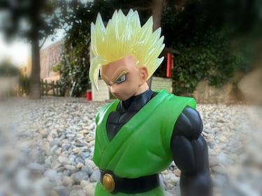 El momentazo de Gohan transformado en SSJ durante la saga Buu, recreado en esta figura