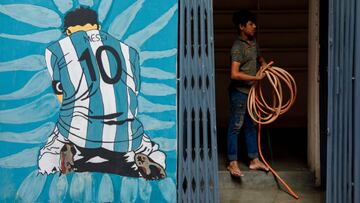 TIKATULI, DHAKA, BANGLADESH - 2022/11/17: A wall with an image of Lionel Messi the Argentinian football player who is famous in Bangladesh.  To celebrate the upcoming Fifa football world cup which will start on 20 November 2022 in Qatar. (Photo by K M Asad/LightRocket via Getty Images)