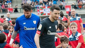Herrerín con Aduriz en Artunduaga.