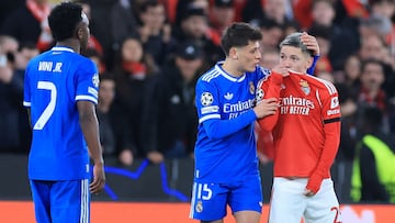 Prestianni y Vinicius, durante el Benfica-Real Madrid.