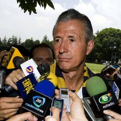 Ex médico de Pumas asegura que lesión de Quintero debe cuidarse