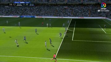 Fuera de juego de Benzema en el primer gol del encuentro