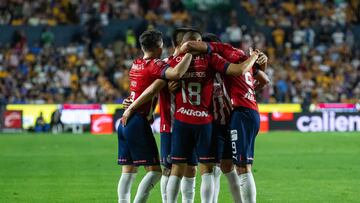 Tigres (1-2) Chivas. Resumen del partido y goles