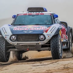 Sainz ya se ha subido al Mini